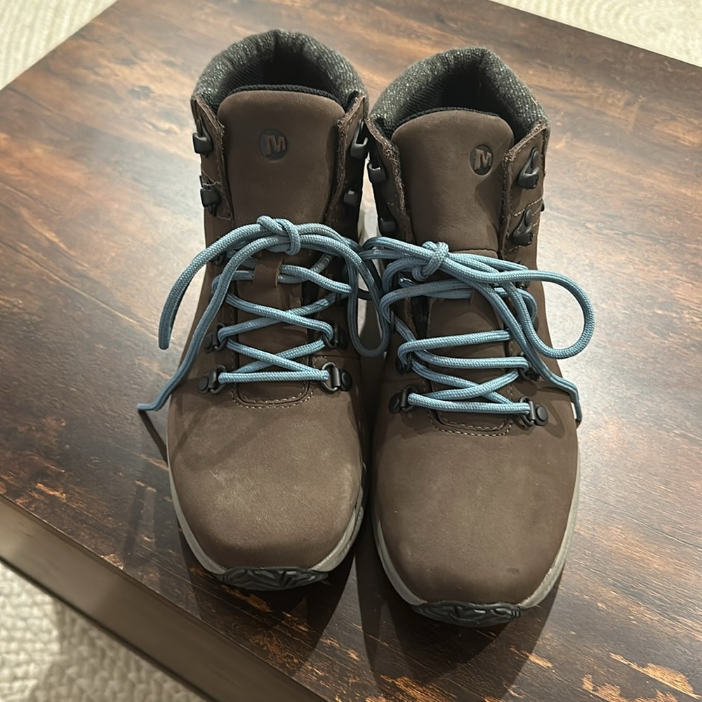 Never worn - Picture 2 of 3